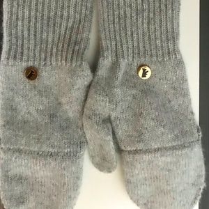 Wool mittens